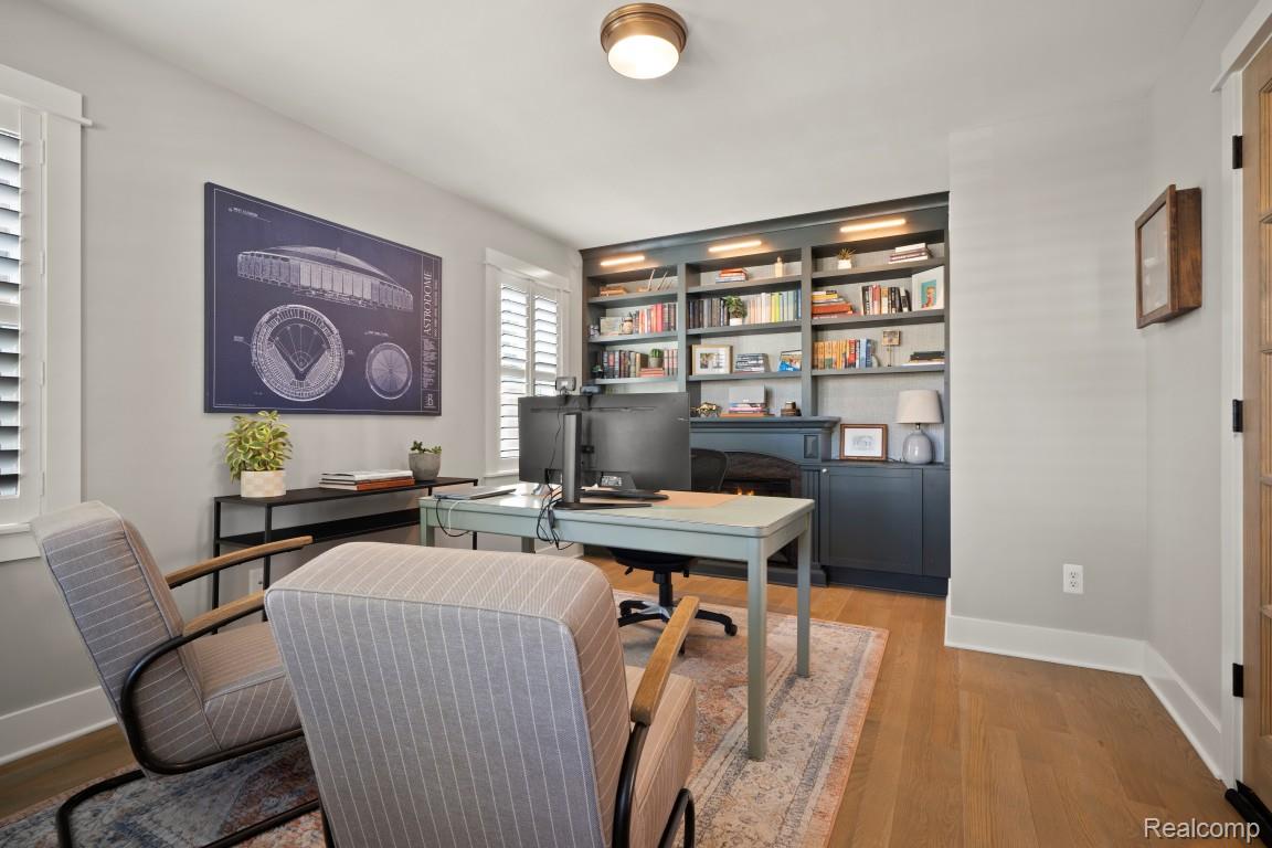 423 N Altadena Avenue
