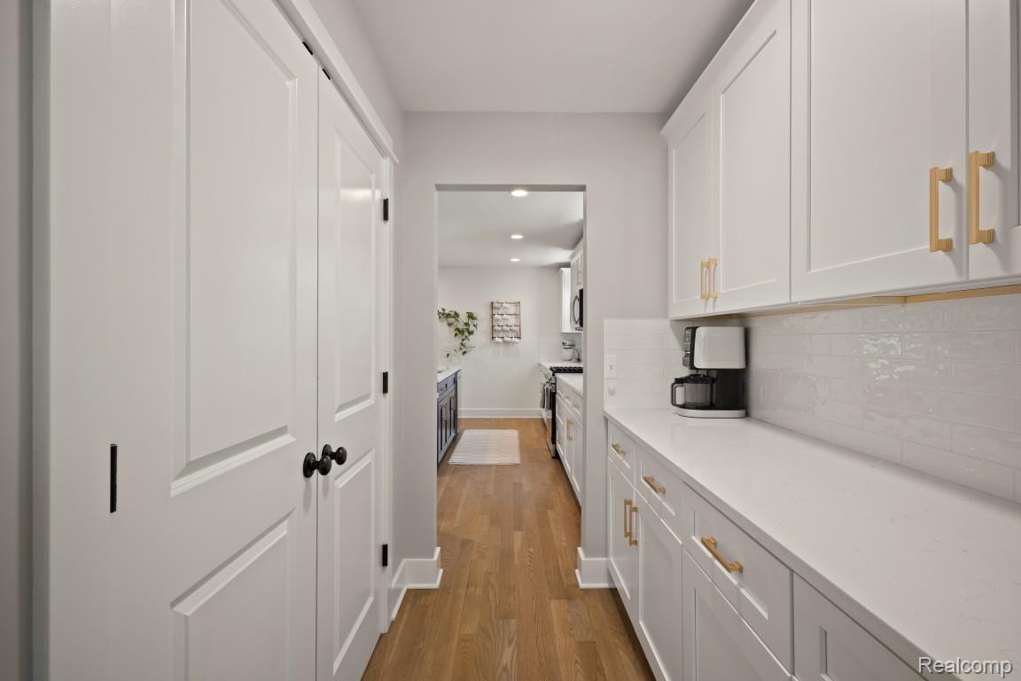 423 N Altadena Avenue