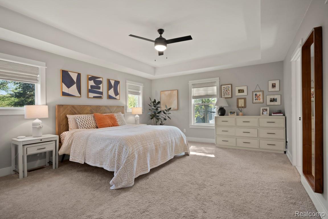 423 N Altadena Avenue