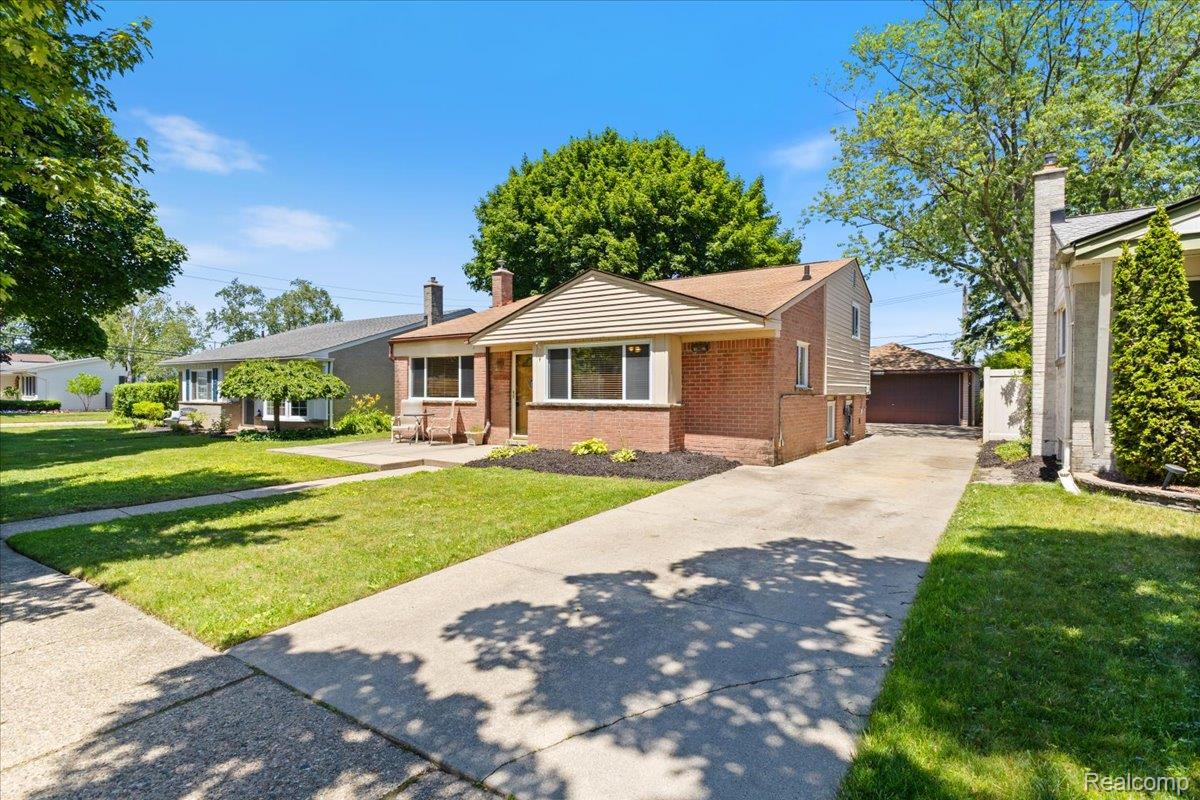 1070 Dreon Drive