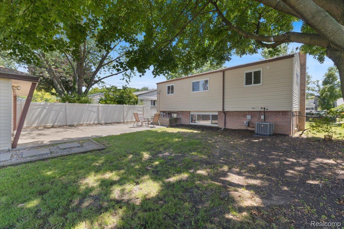 1070 Dreon Drive
