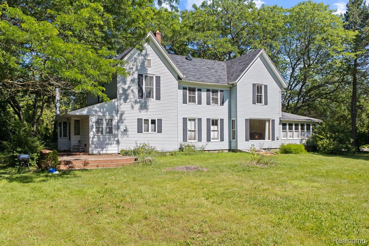 5390 Oak Hill Road