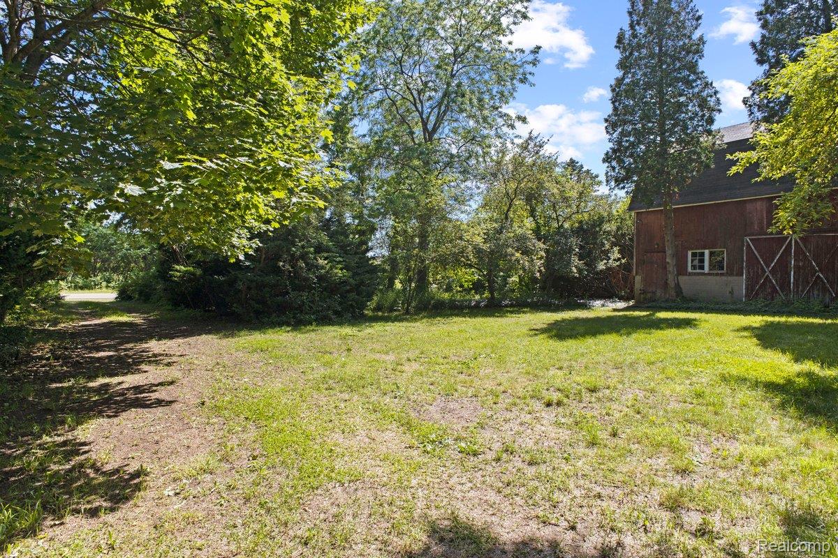 5390 Oak Hill Road