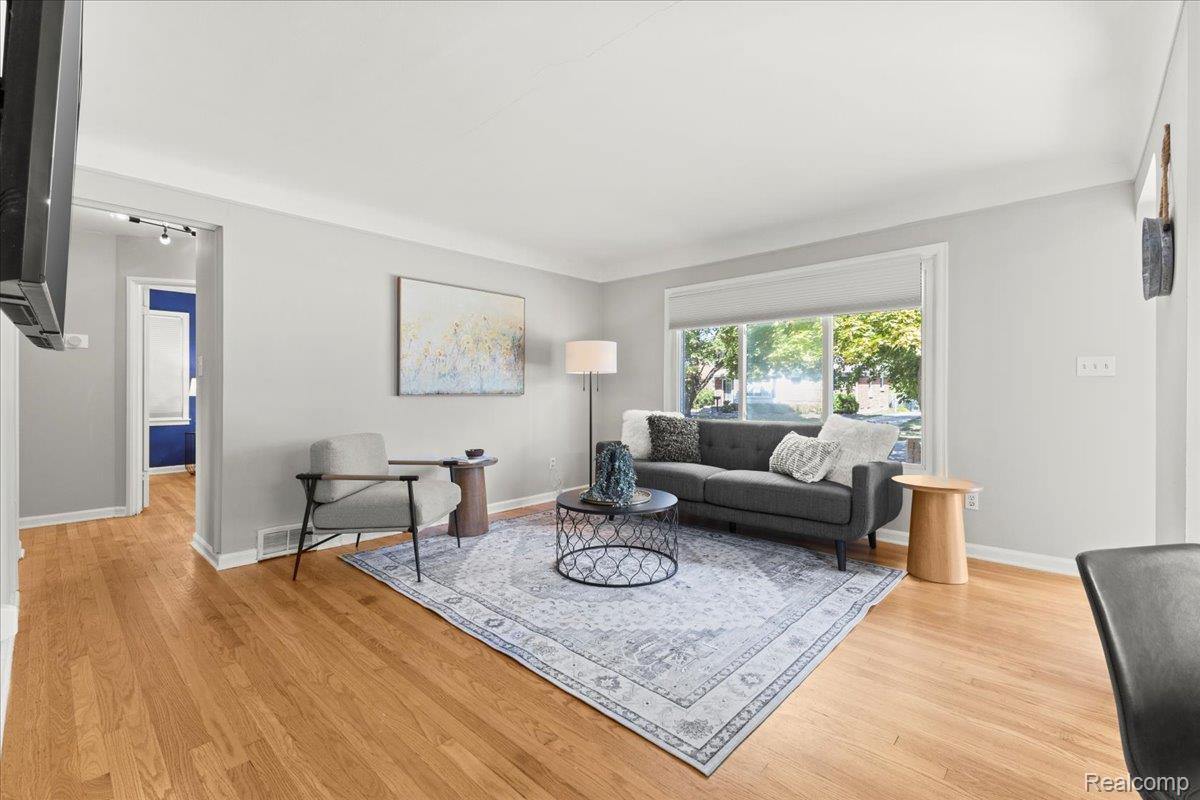 407 Jeffrey Avenue