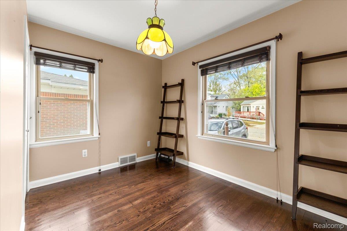 1417 Eaton Road