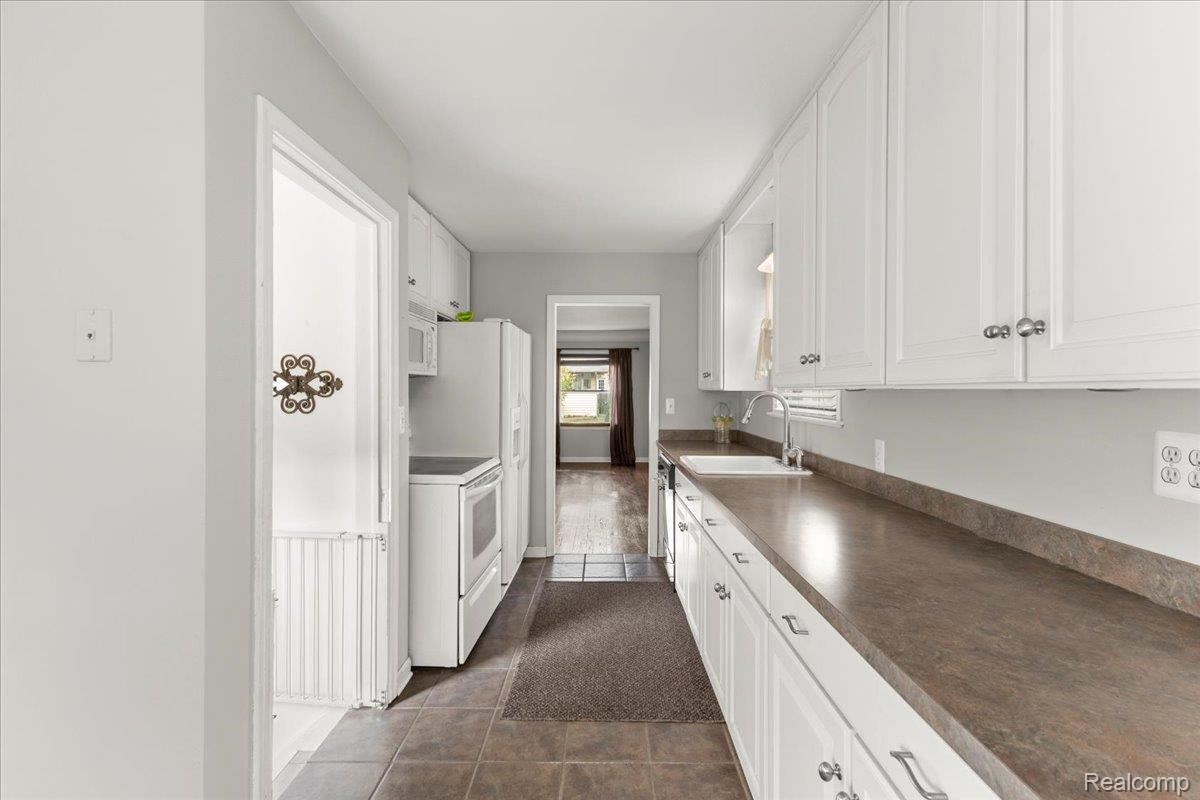 1417 Eaton Road