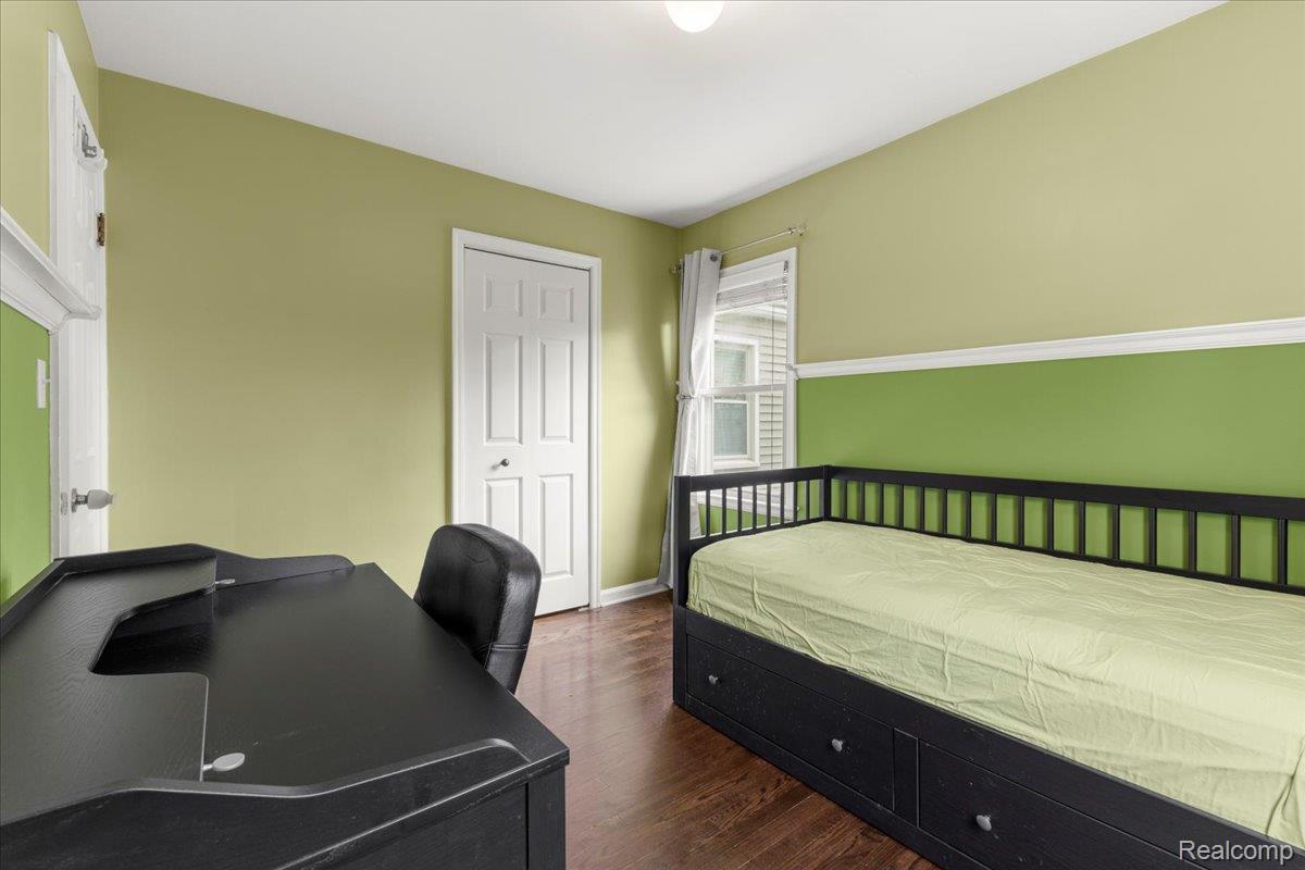 1417 Eaton Road