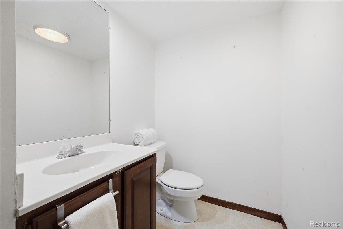 3338 Breckland Court