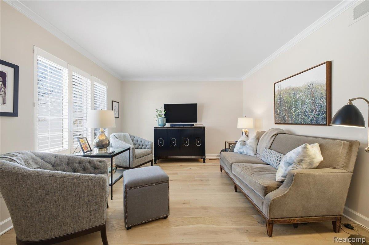 4956 Coventry Road