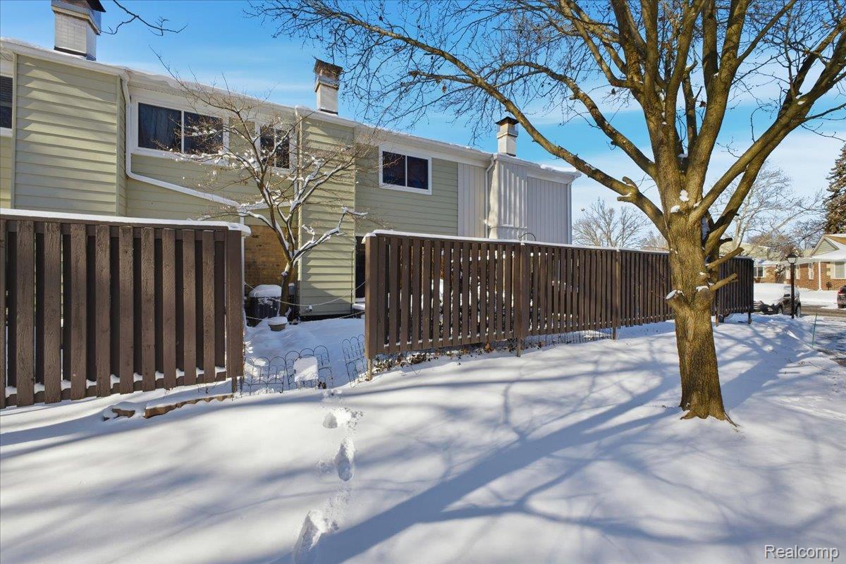 4956 Coventry Road
