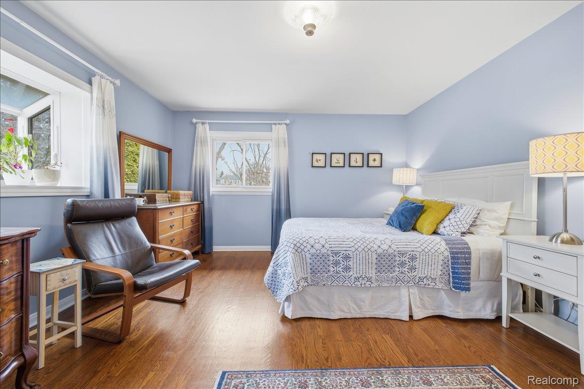 1304 Greenleaf Drive