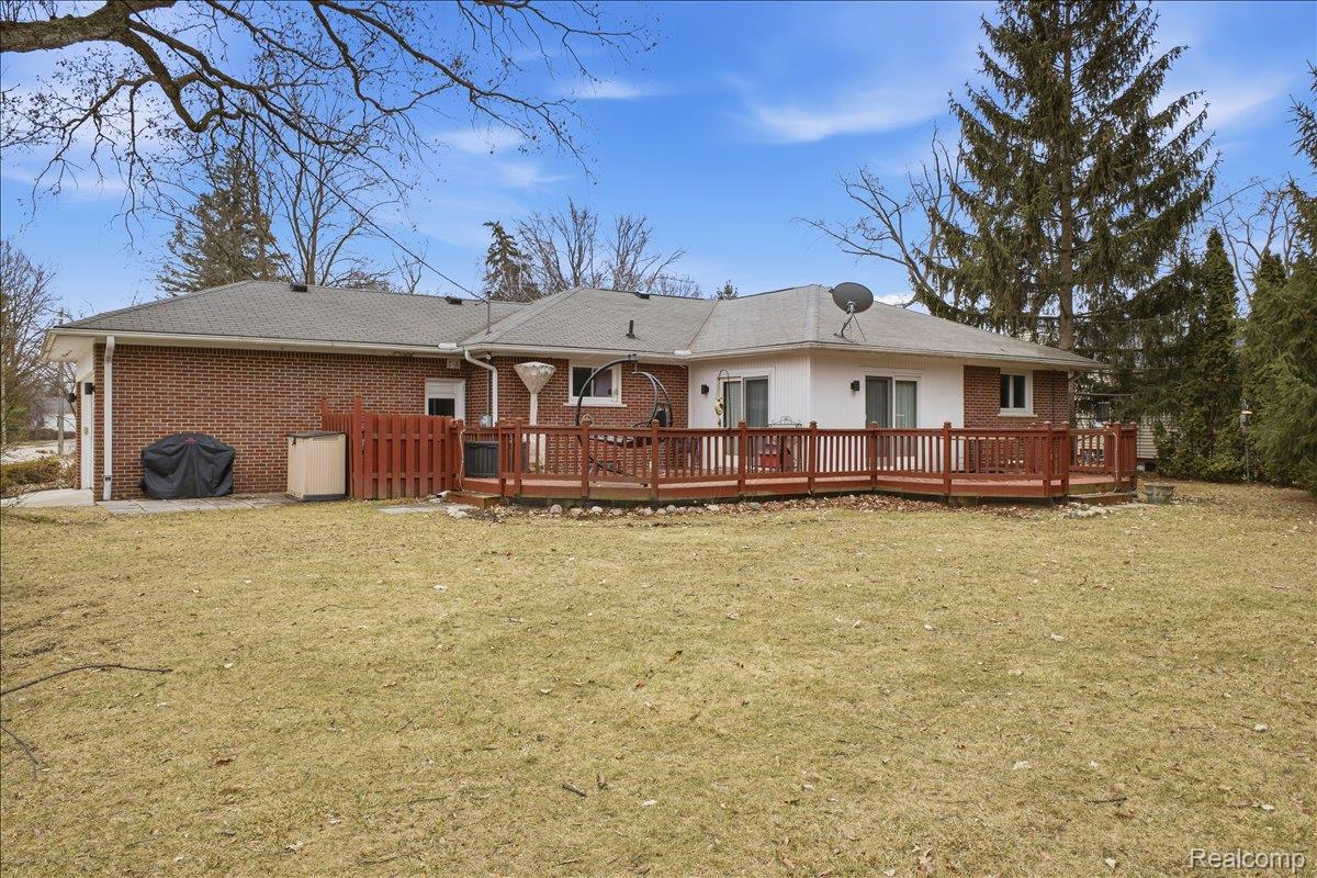 1304 Greenleaf Drive