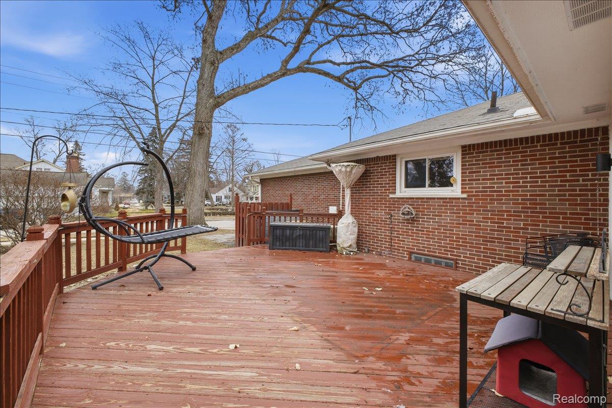 1304 Greenleaf Drive