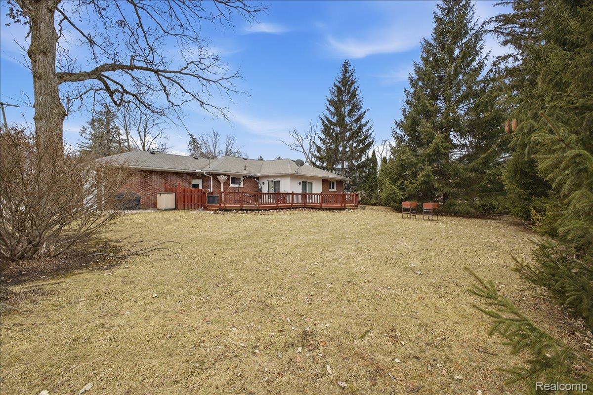 1304 Greenleaf Drive