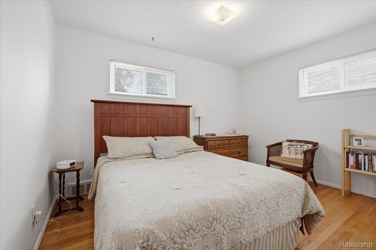 1919 Catalpa Drive