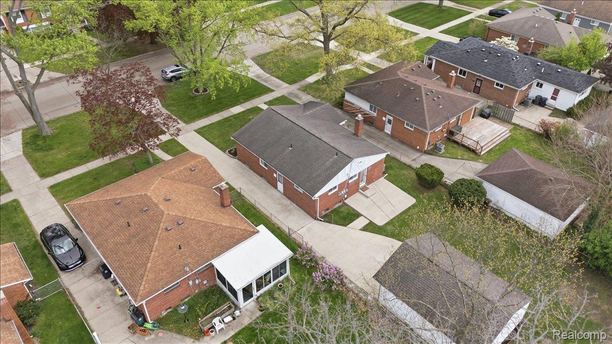 2915 Oliver Road