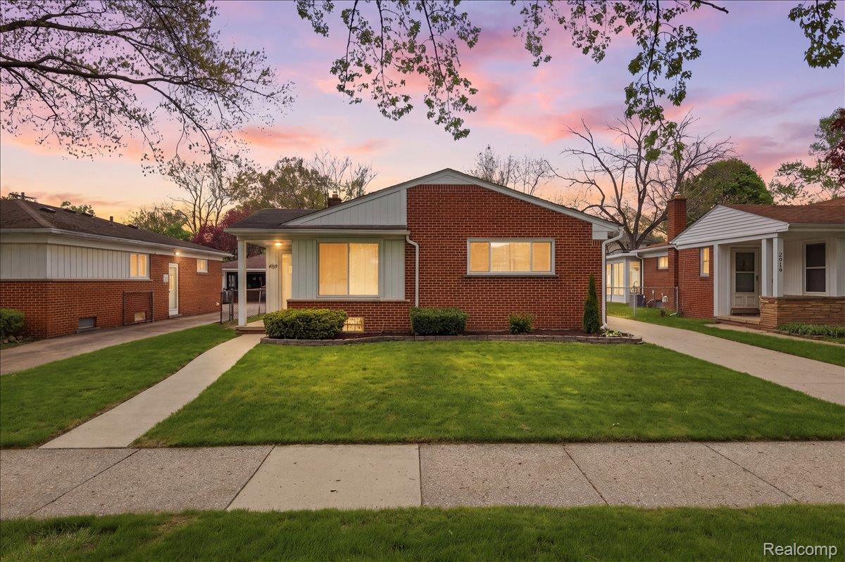 2915 Oliver Road