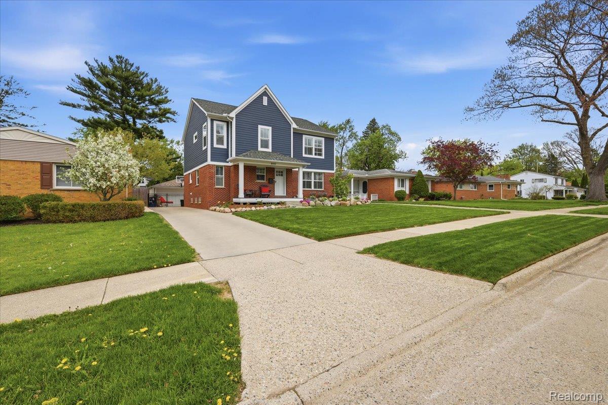 602 Magnolia Avenue