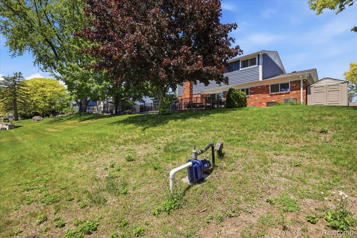 52448 Belle Arbor