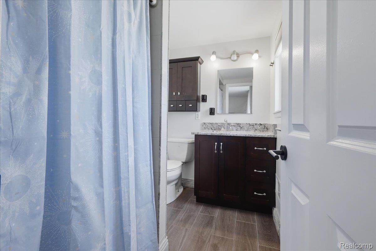 52448 Belle Arbor