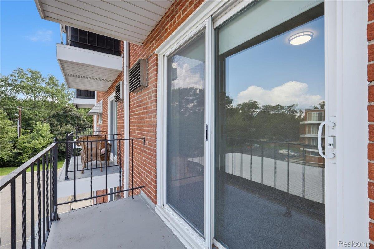 2915 W 13 Mile Road Unit: 308