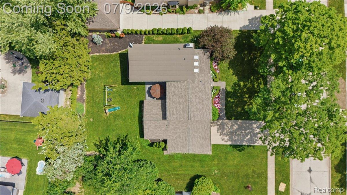 423 S Cranbrook Cross Road