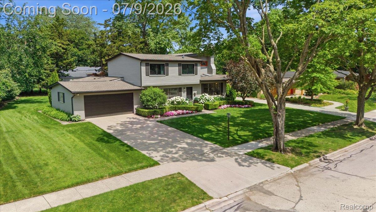 423 S Cranbrook Cross Road