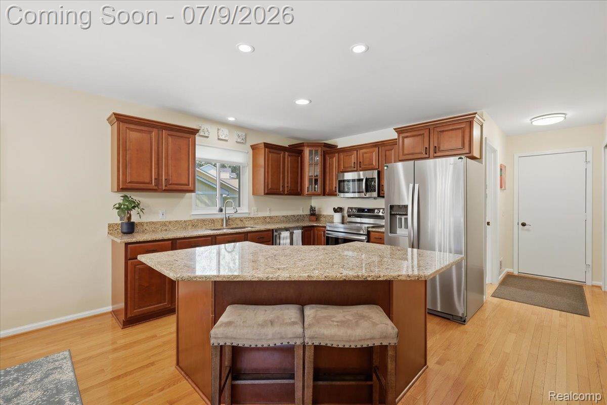 3180 Viking Drive