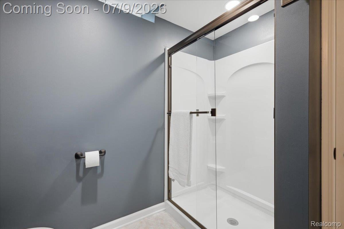 3180 Viking Drive