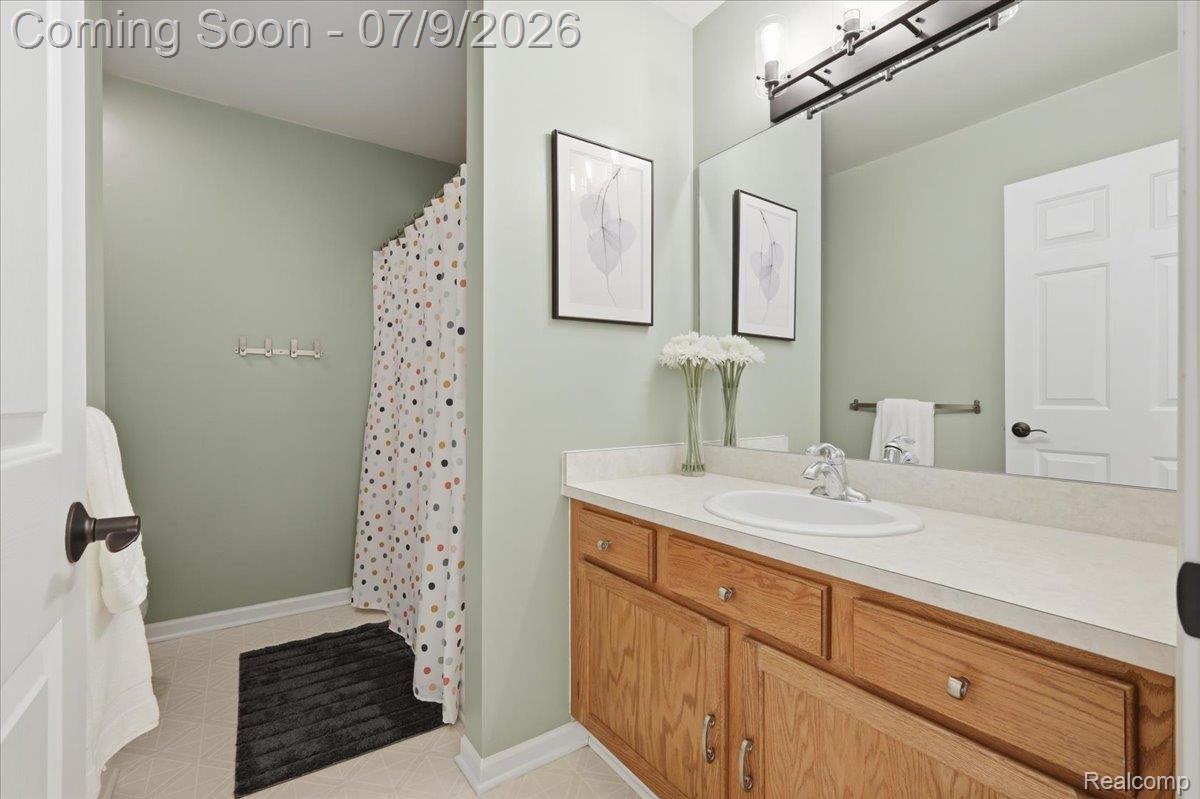 3180 Viking Drive