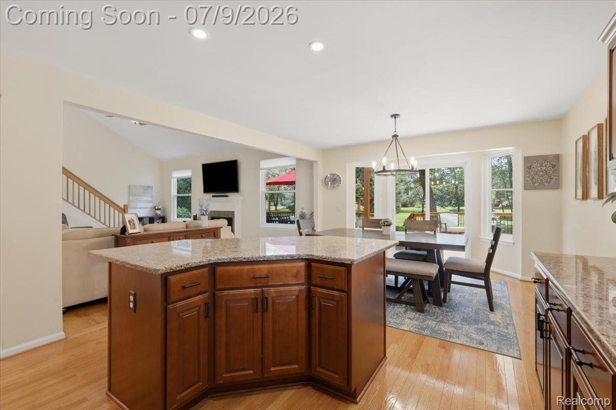 3180 Viking Drive