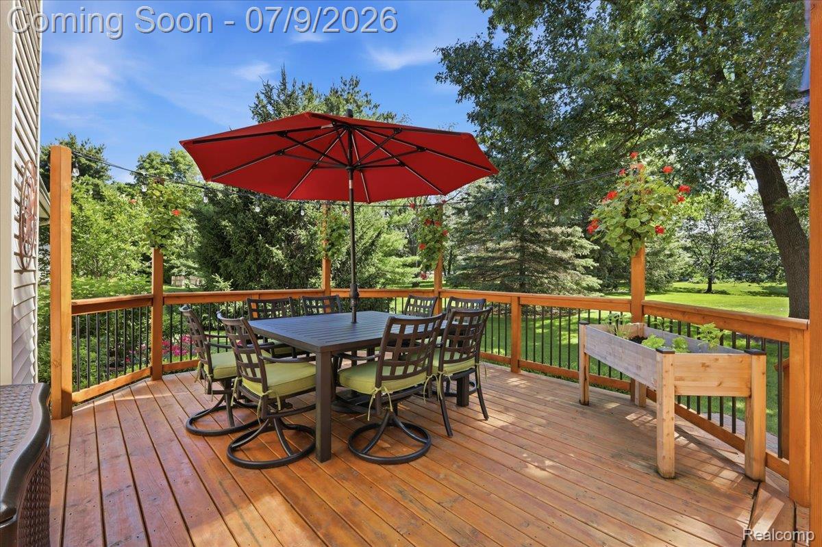 3180 Viking Drive