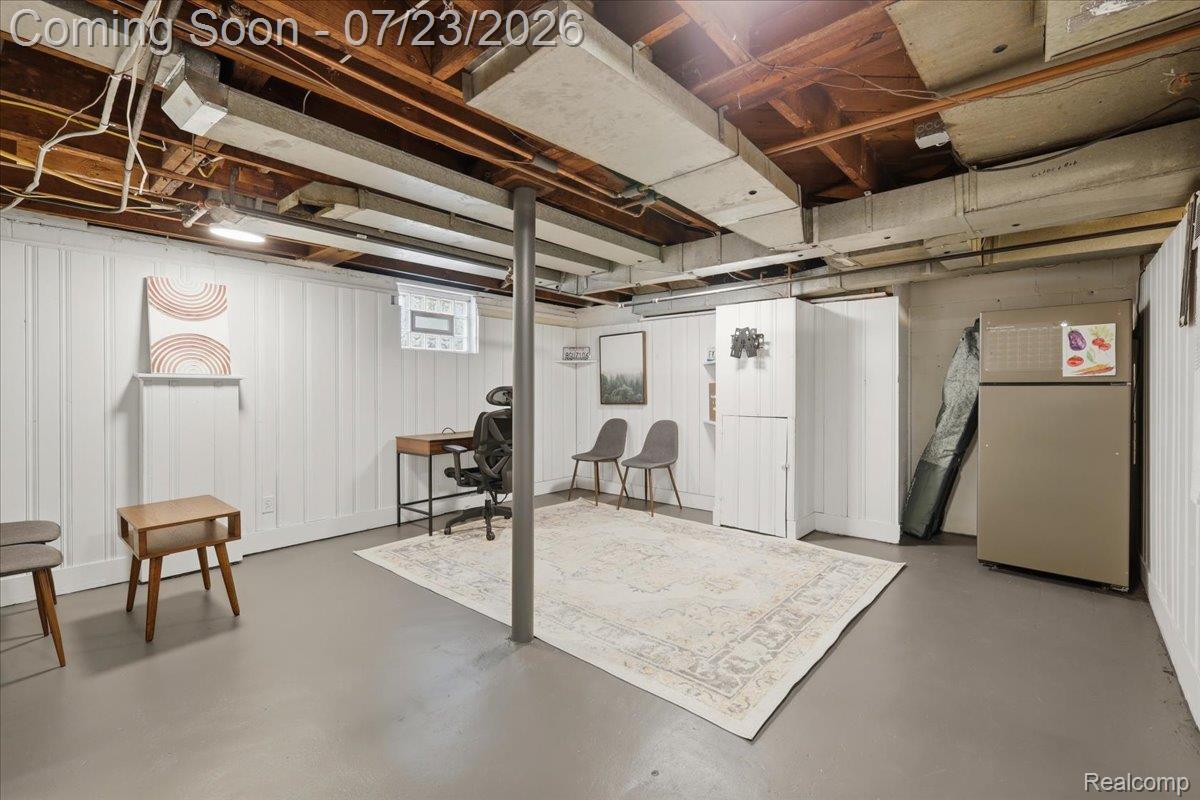 1207 Irving Avenue