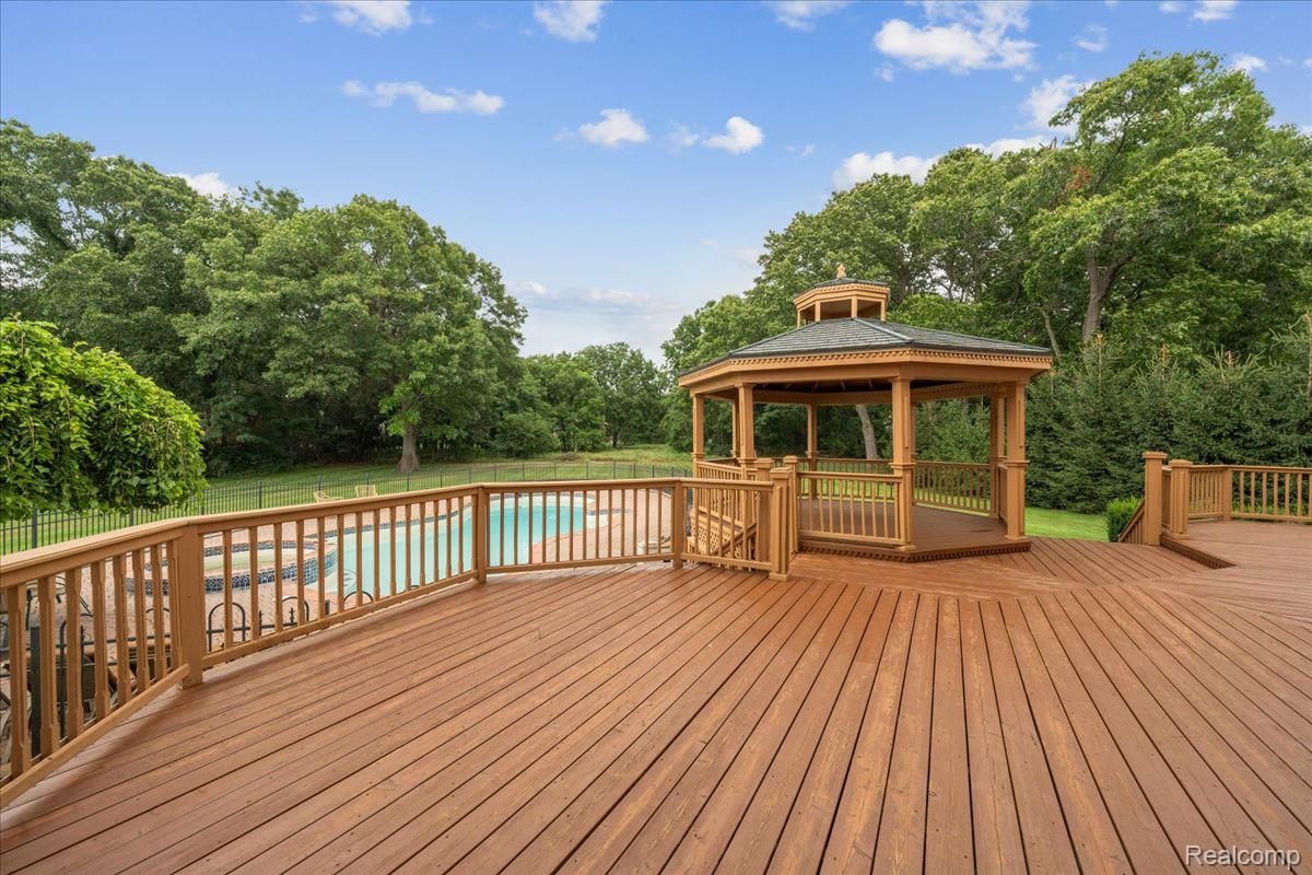 3965 Loch Bend Drive