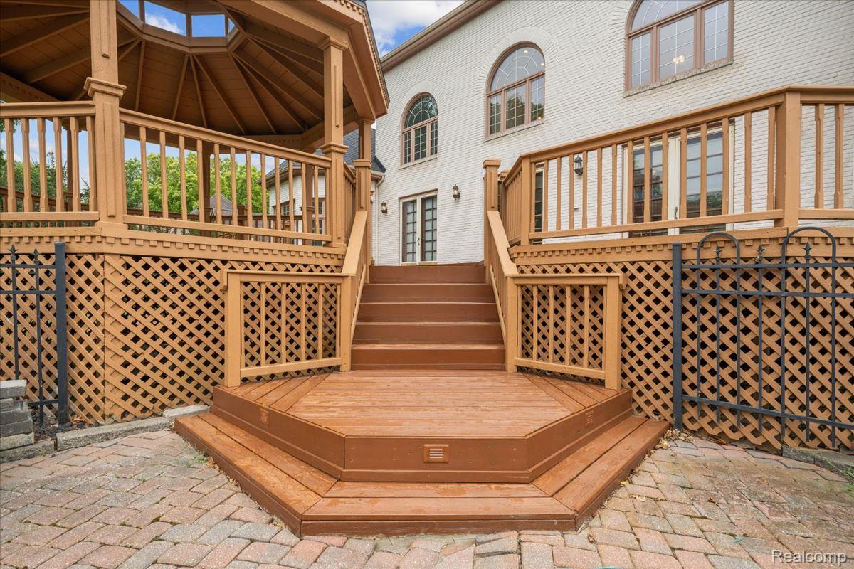 3965 Loch Bend Drive