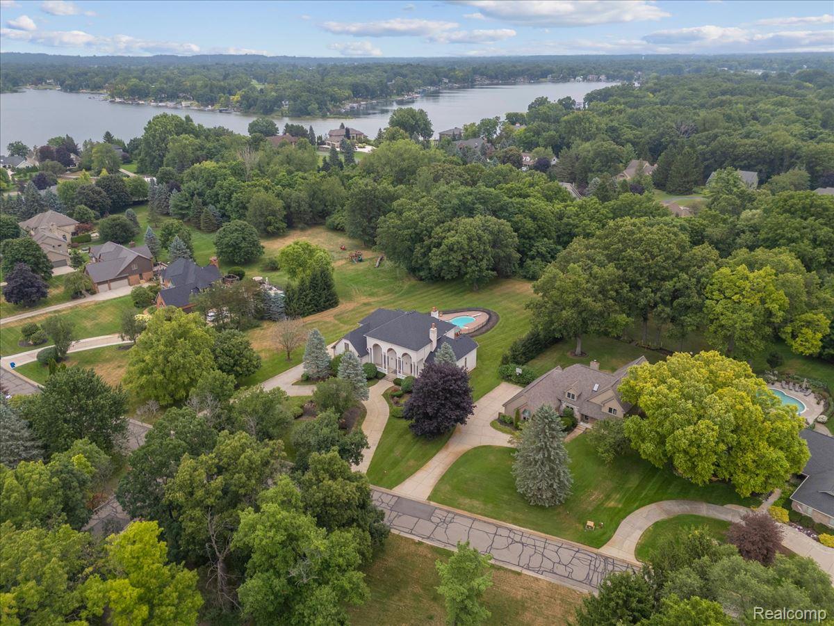 3965 Loch Bend Drive