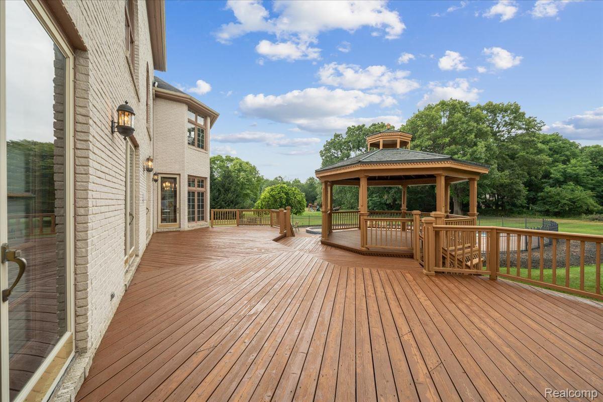3965 Loch Bend Drive