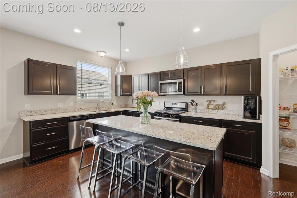48327 Long Leaf Drive
