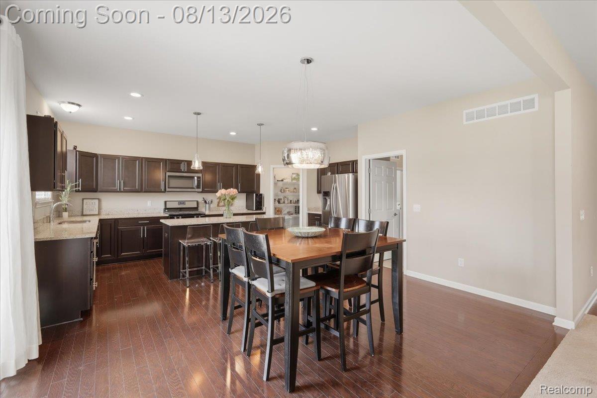 48327 Long Leaf Drive