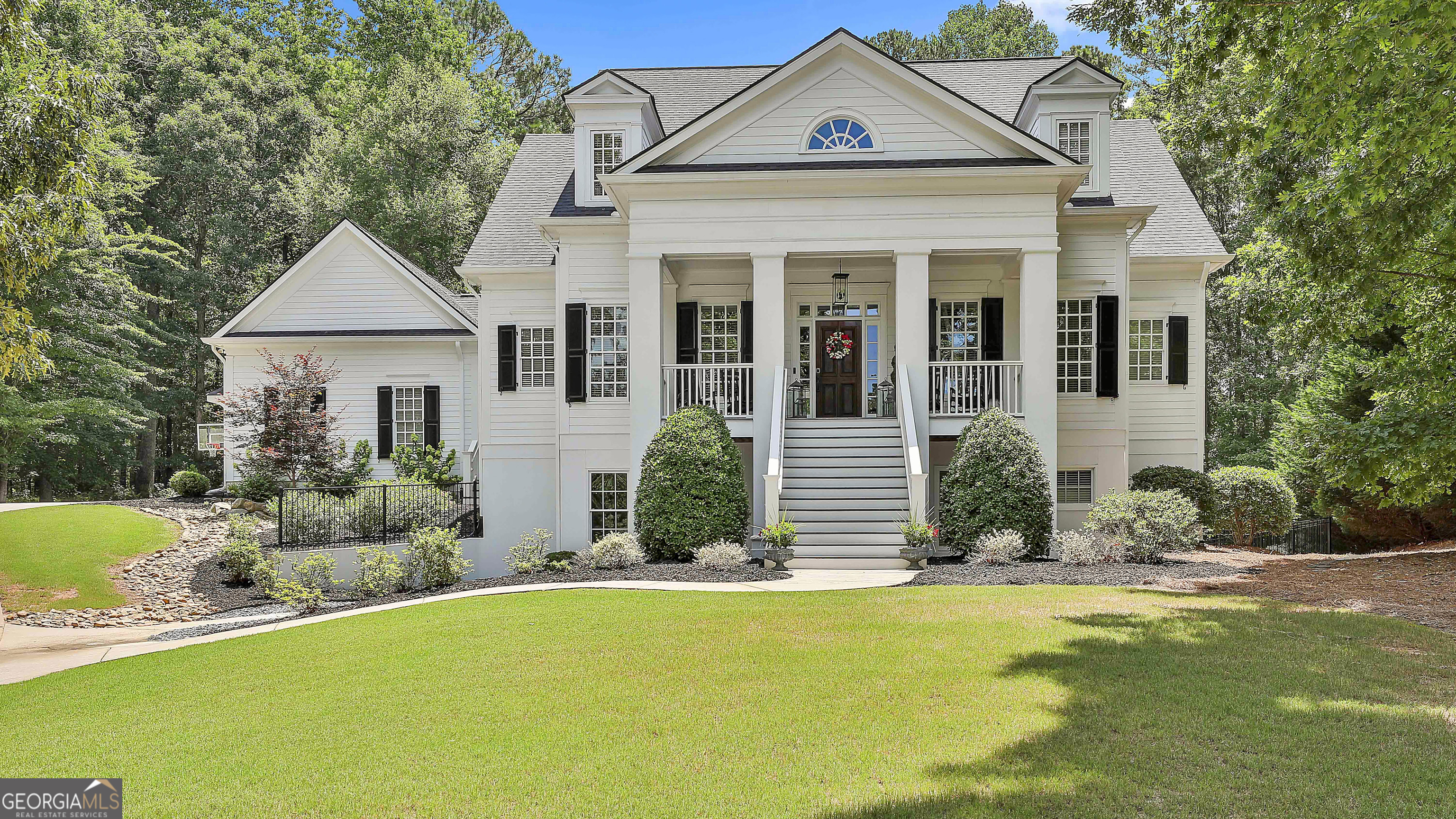 275 Sidney Lane