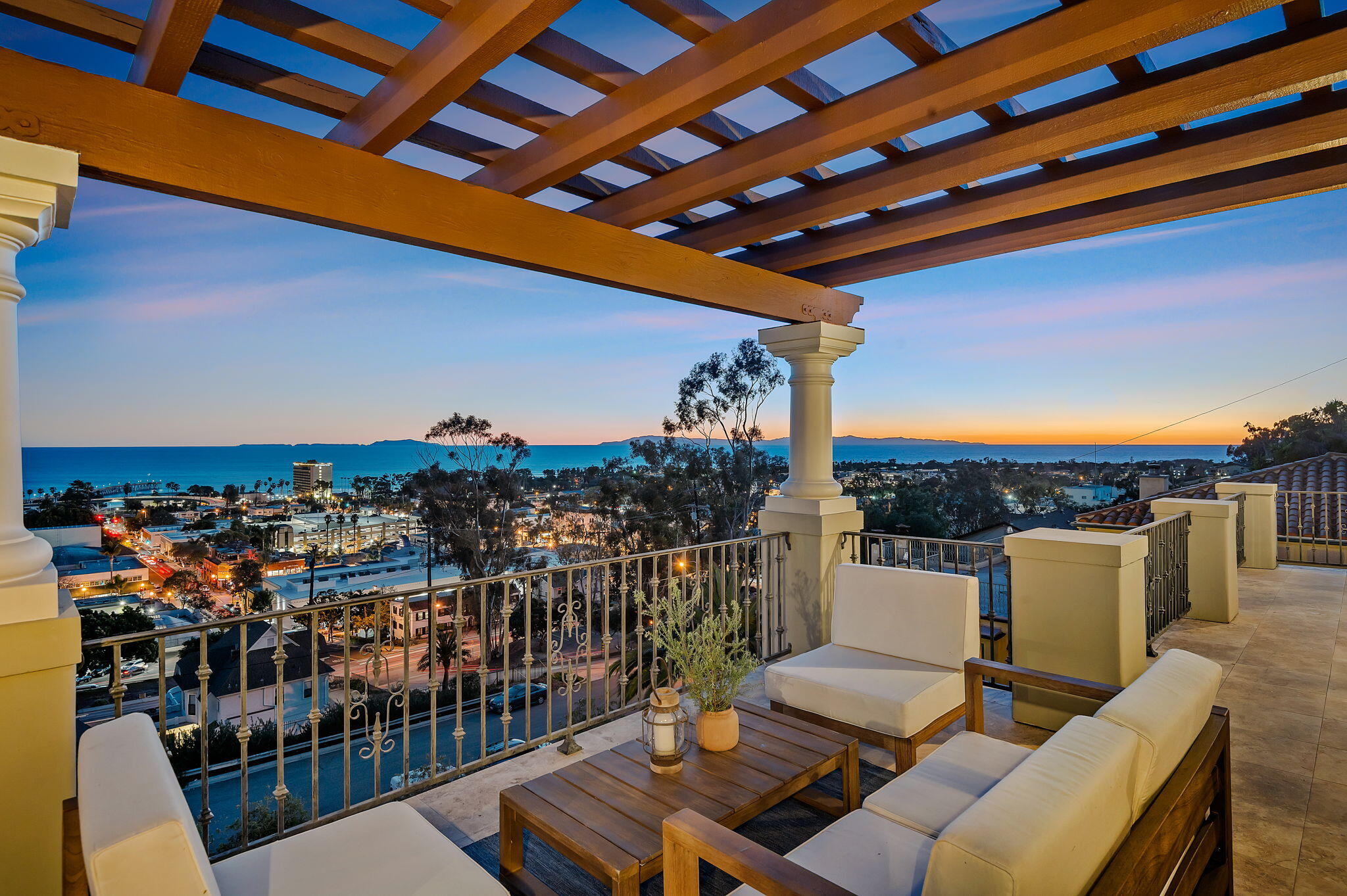 611 Buena Vista Street