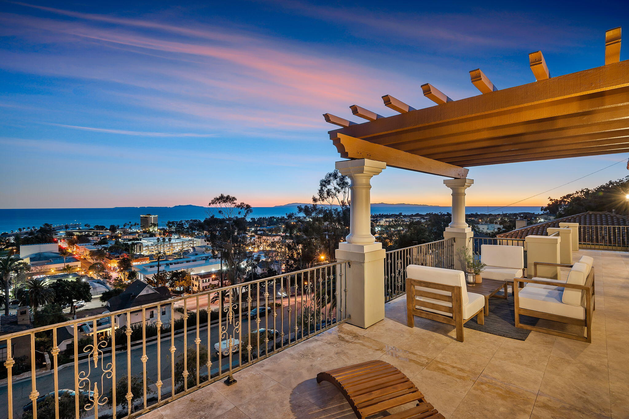 611 Buena Vista Street