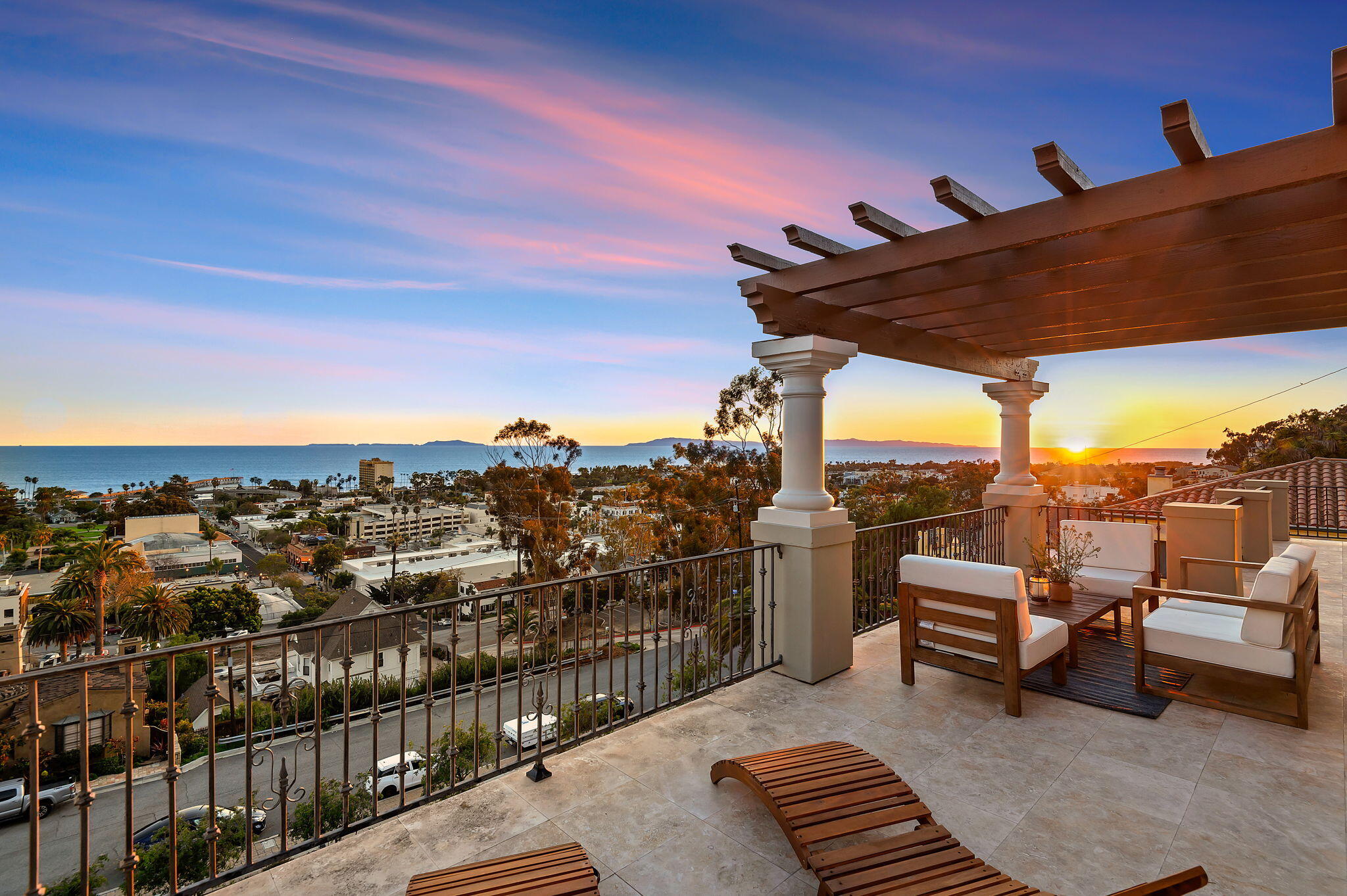 611 Buena Vista Street