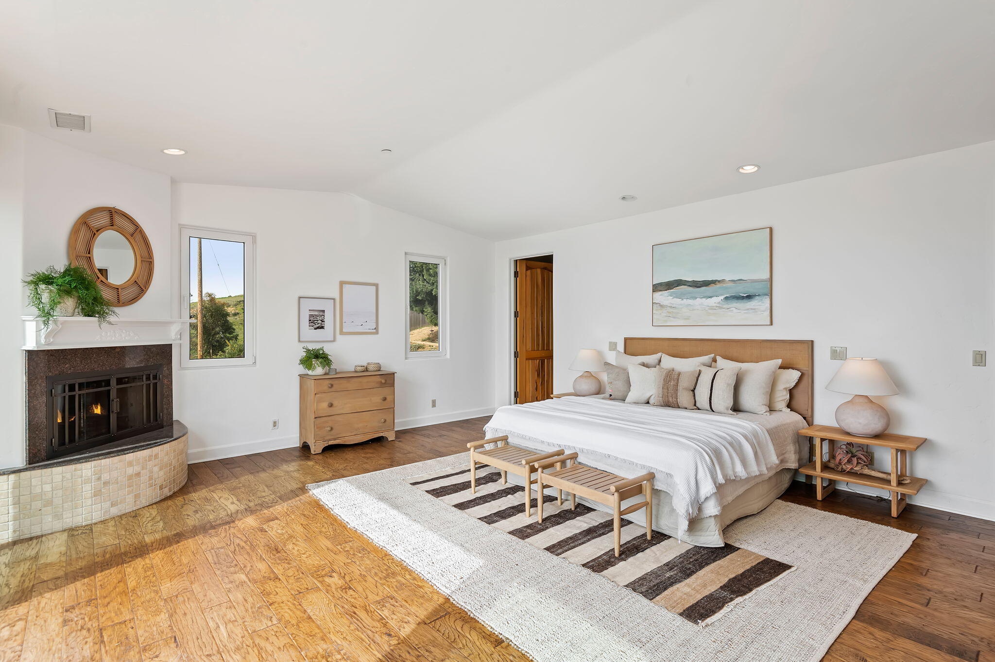 611 Buena Vista Street