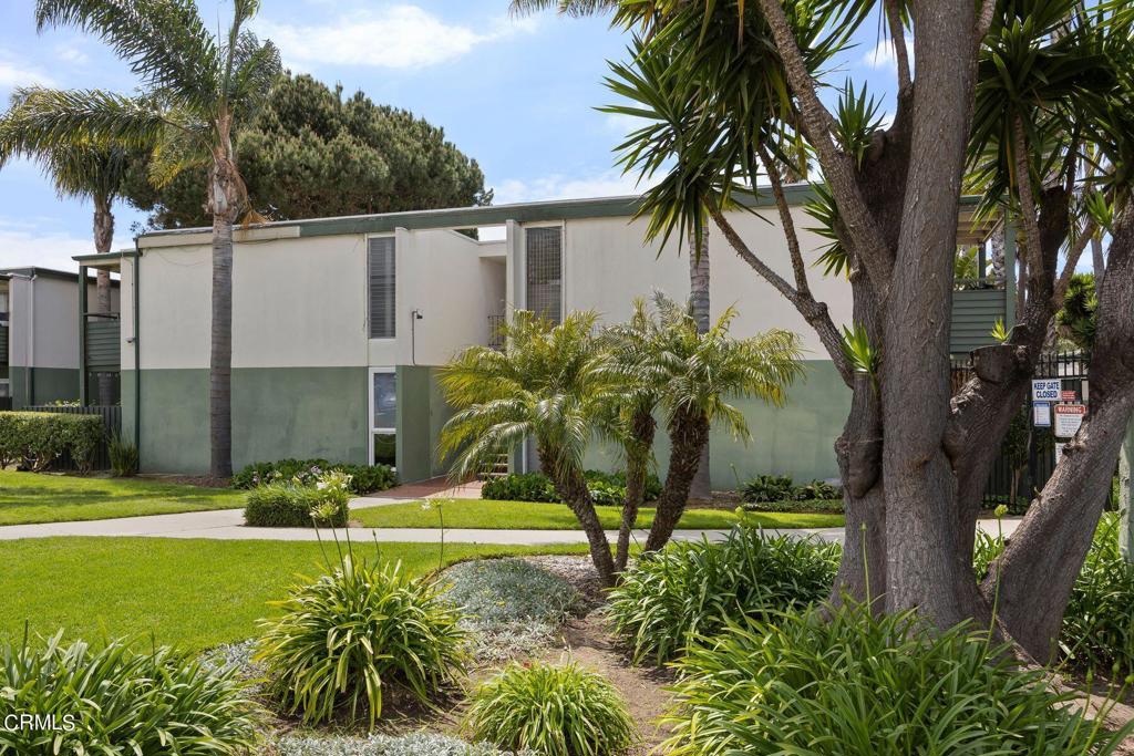 3700 Dean Drive 2601