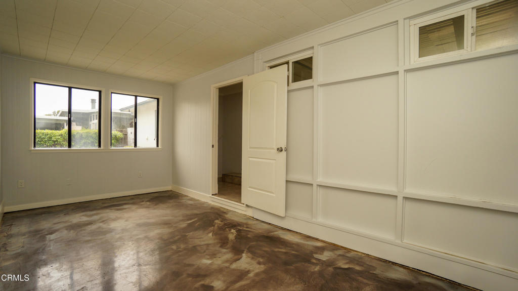 1413 W Palm Drive