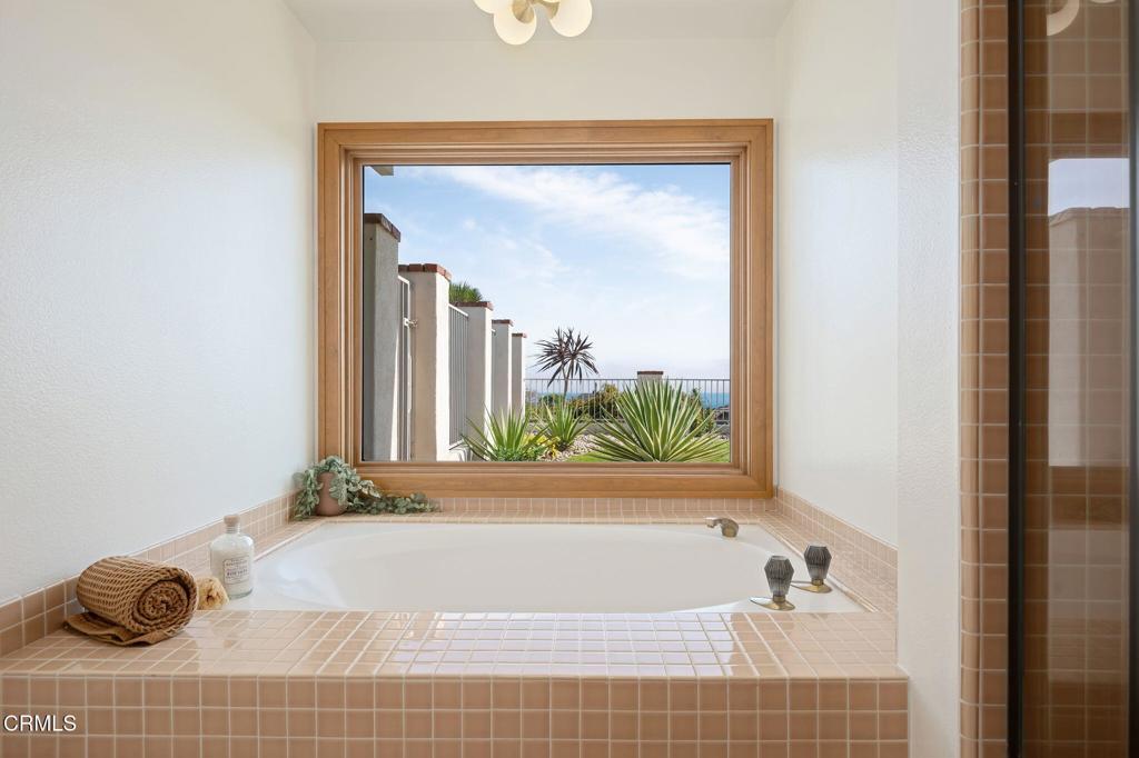 1262 Westridge Drive