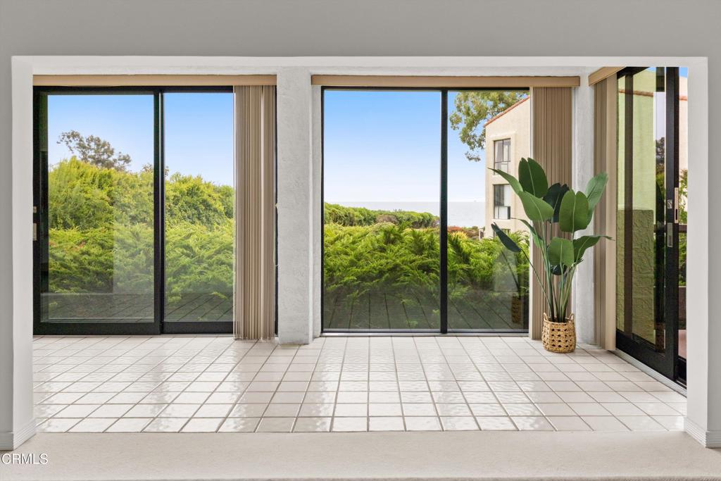 93 Seaview Drive