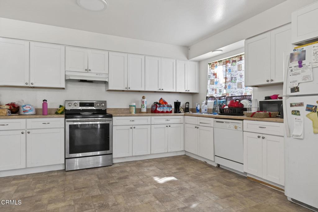 729 Ivywood Drive