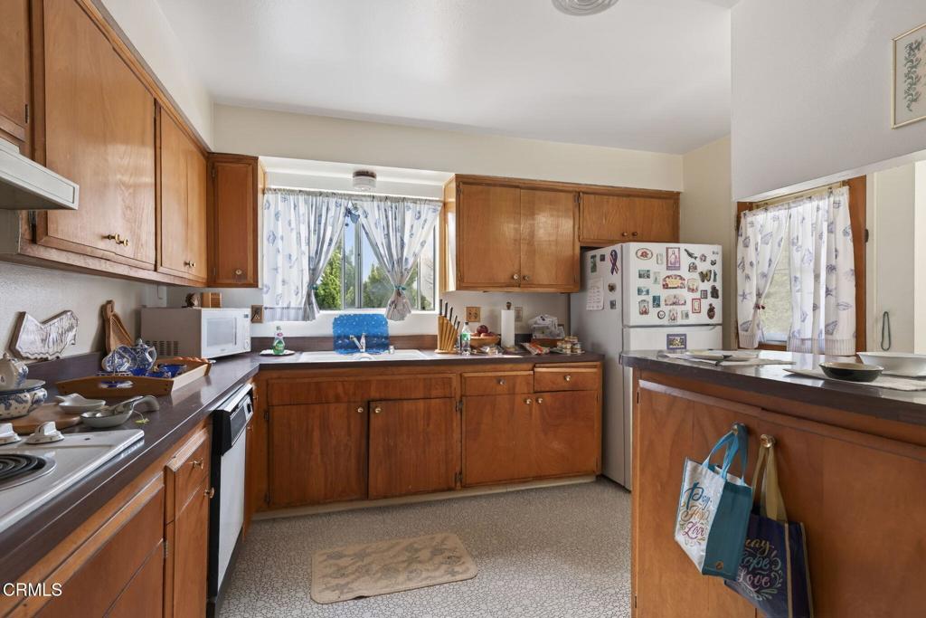 729 Ivywood Drive